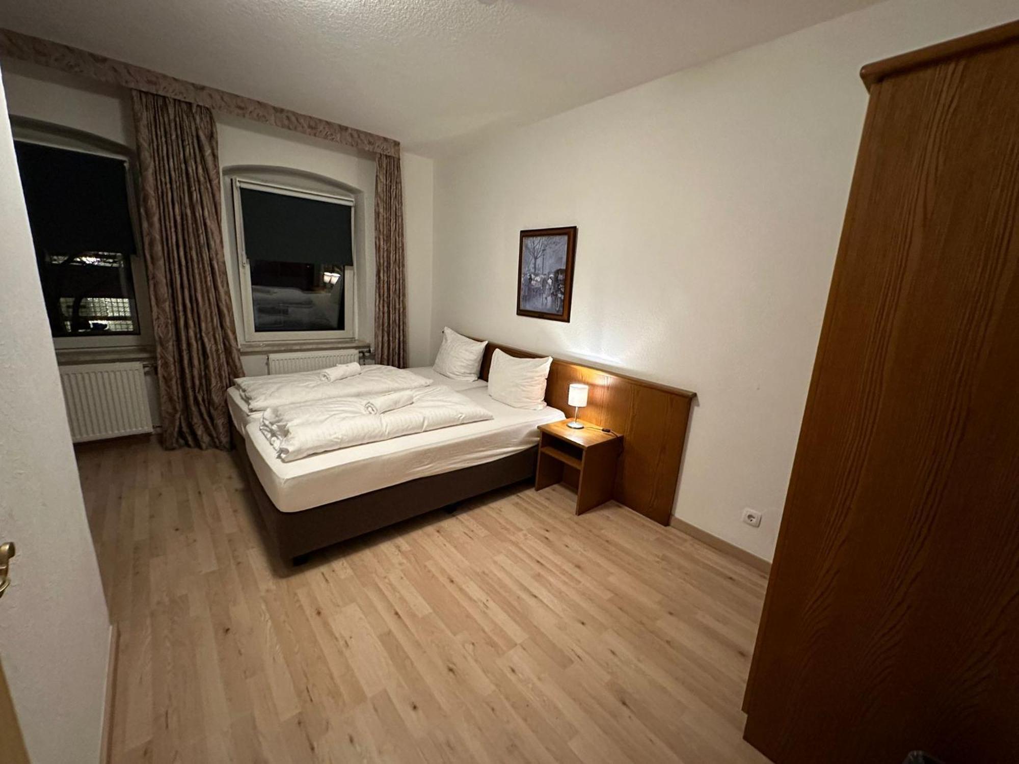 Hotel Bff Airport Messe Schlaf - Duesseldorf Kültér fotó