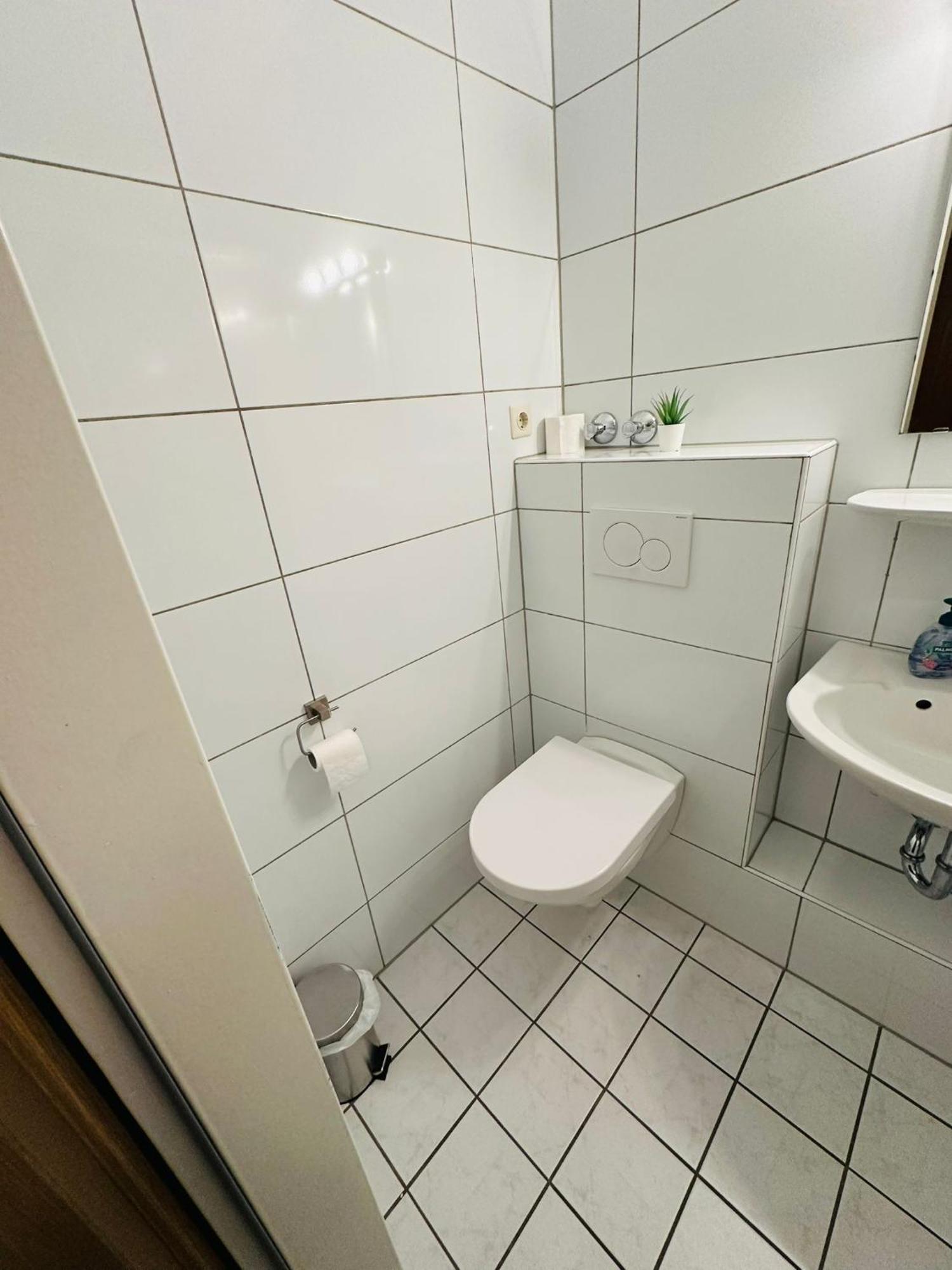 Hotel Bff Airport Messe Schlaf - Duesseldorf Kültér fotó