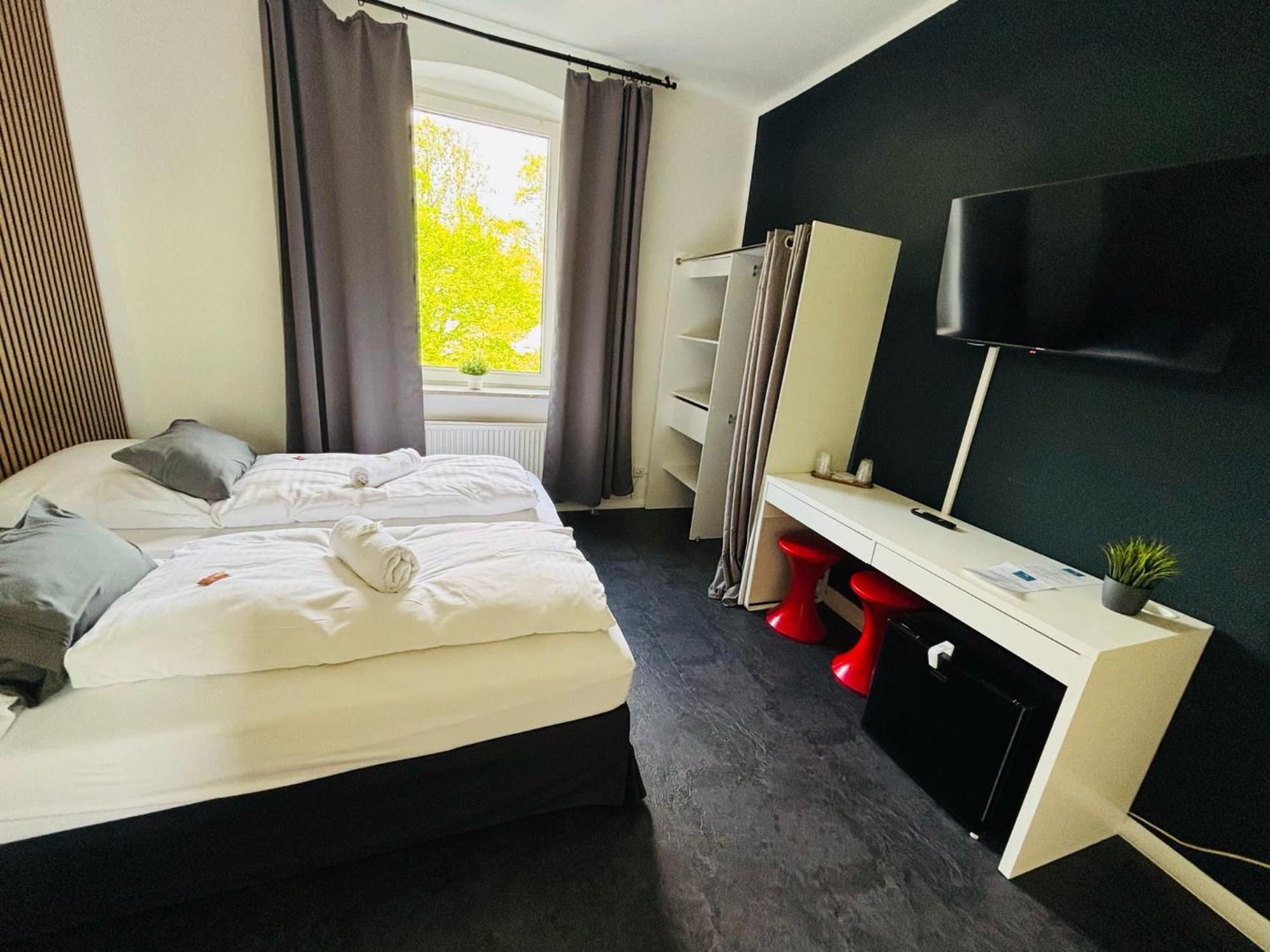 Hotel Bff Airport Messe Schlaf - Duesseldorf Kültér fotó